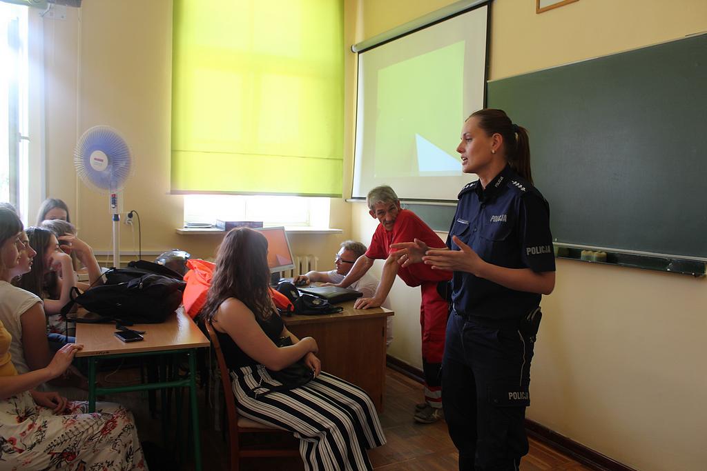 bezpieczne wakacje zaj